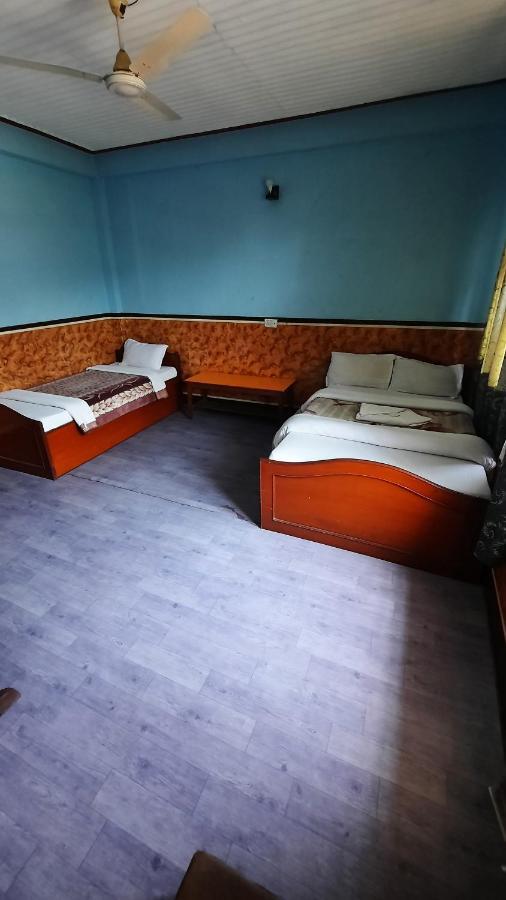 Hotel Lake Garden Pokhara Exterior photo